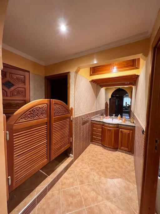 Superbe Appartement Avec Parking Gratuit 마라케시 외부 사진
